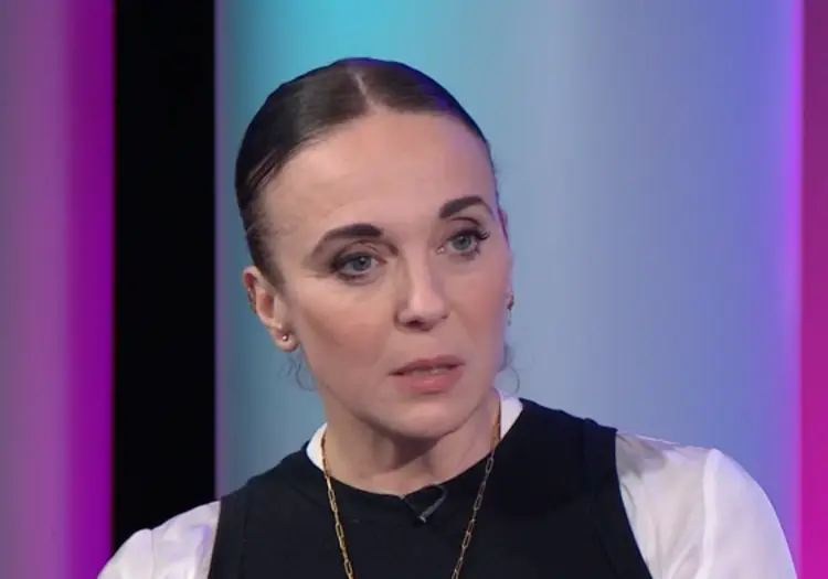 Amanda Abbington