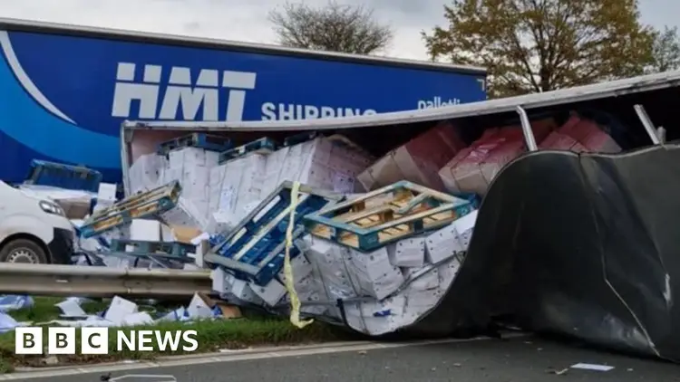 M6 crash