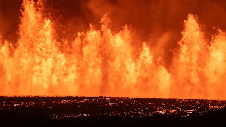 Iceland volcano eruption