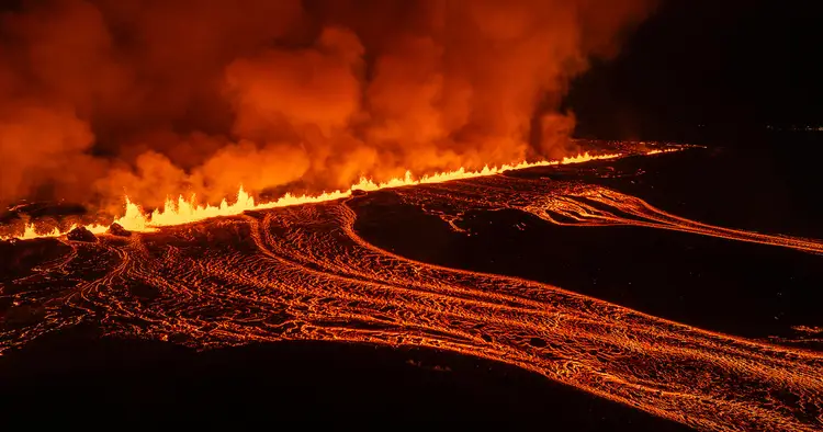 Iceland volcano eruption