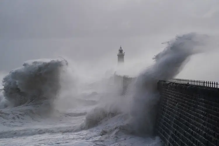 Wind warning